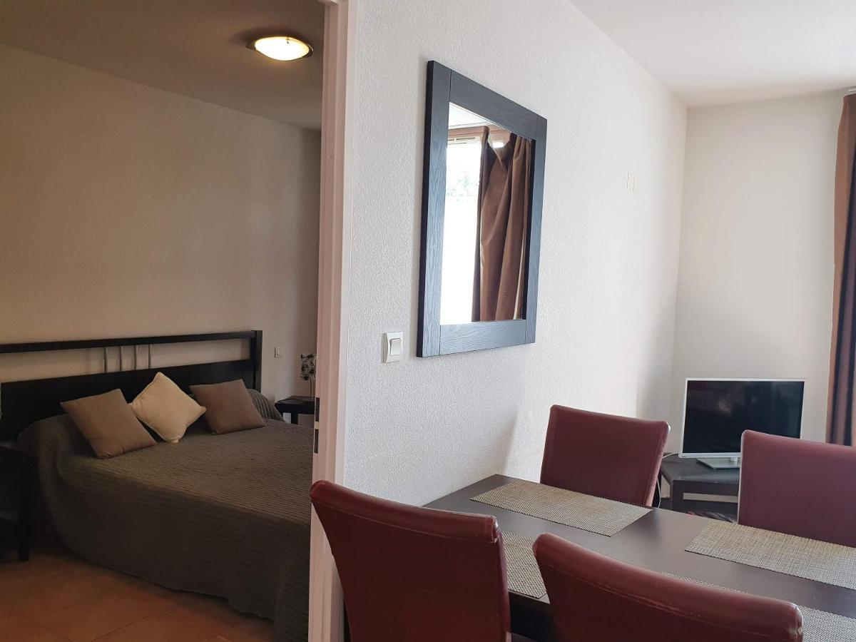 Joli Appartement T2 Dans Residence Avec Piscine, Hammam Et Parking Gratuits Каркассон Экстерьер фото